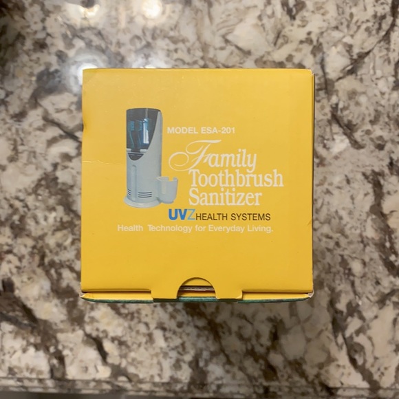 NEW Family Toothbrush Sanitizer - Picture 5 of 6